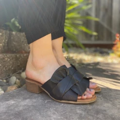 New Arrivals ANESHA AYLIN