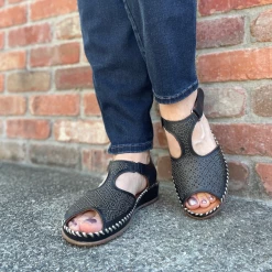 New Arrivals BIZA CALLIOPE