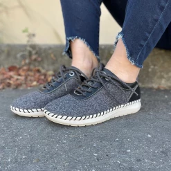 BIZA REVOLVE Women's Shoes