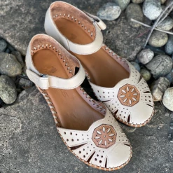 New Arrivals VENUS 22793313